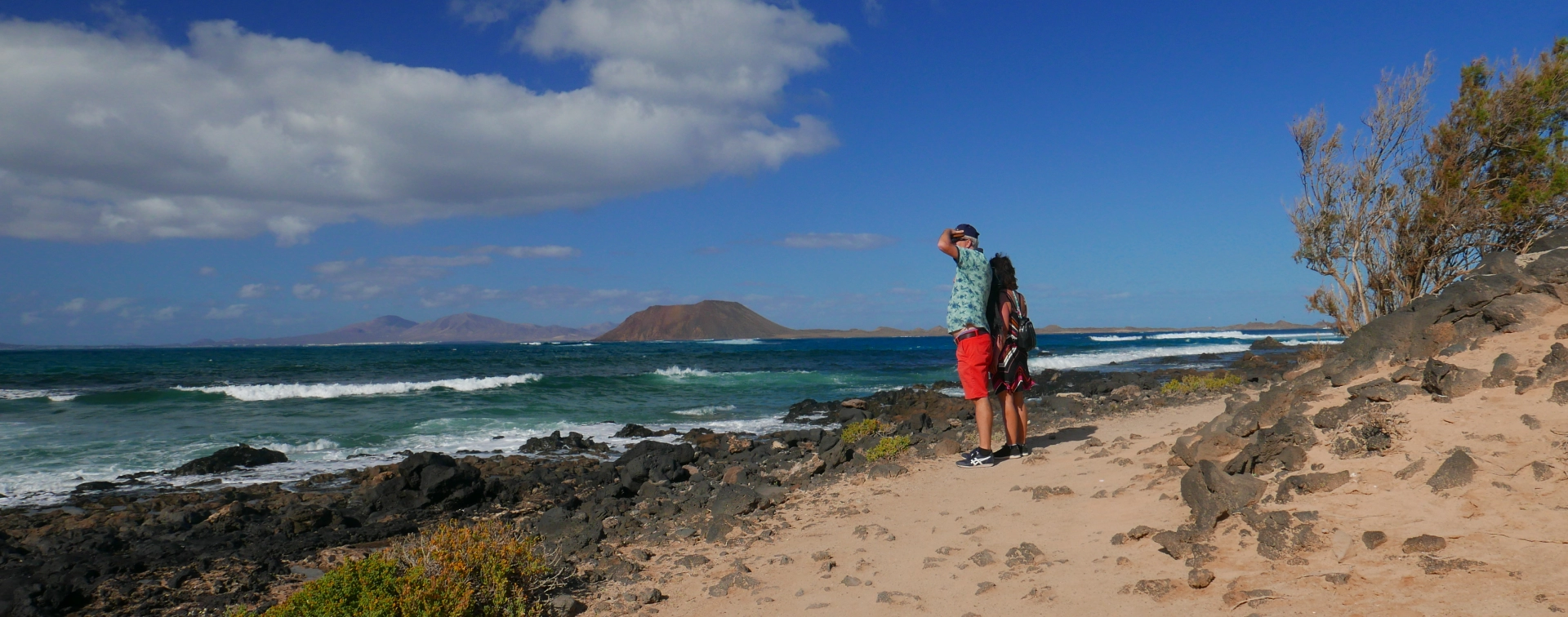 Corralejo – ob obali je sprehajalna pot